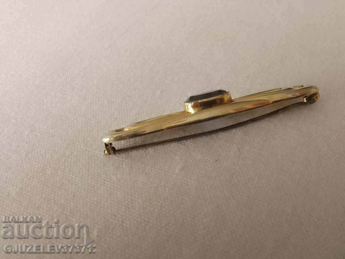 Доставка на Стара брошка - с голям син скъпоценен камък - маркирана на и