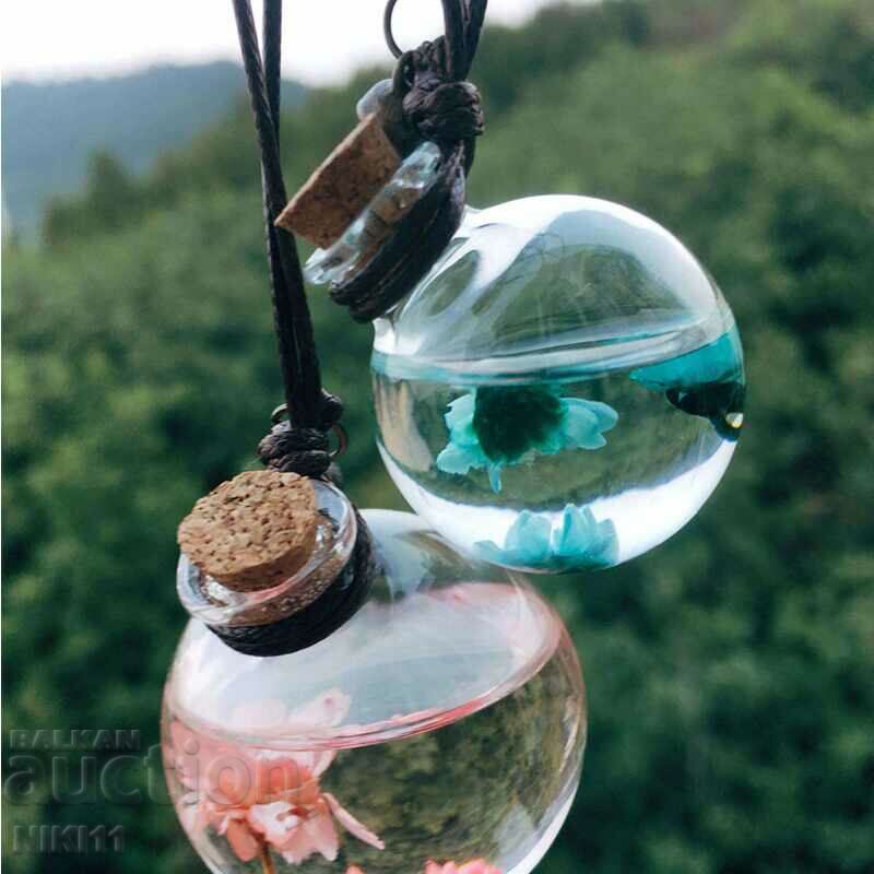 Glass flask with cork stopper for essential oil with price 6.00 BGN | € 3.07 Glass flask with cork stopper for essential oil with price 6.00 BGN | € 3.07