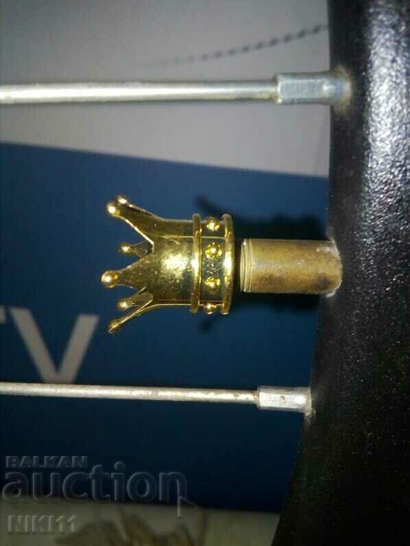 4 pcs. Valve caps Corona with price 6.00 BGN | € 3.07 4 pcs. Valve caps Corona with price 6.00 BGN | € 3.07