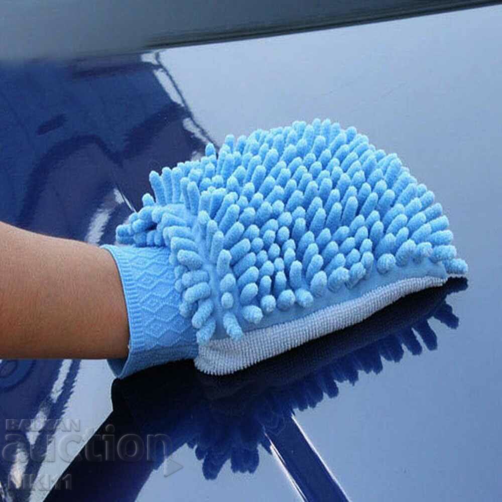Double-sided glove for washing and polishing cars