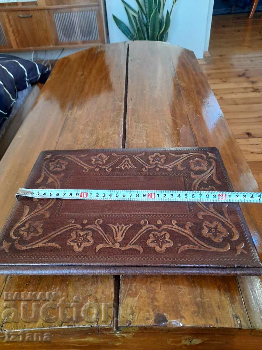 Delivery of Old leather folder Delivery of Old leather folder