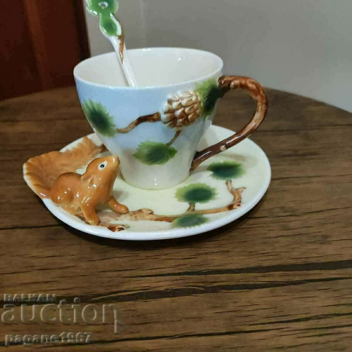 Cana de porțelan de colecție 3D veveriță - 6 Cana de porțelan de colecție 3D veveriță - 6