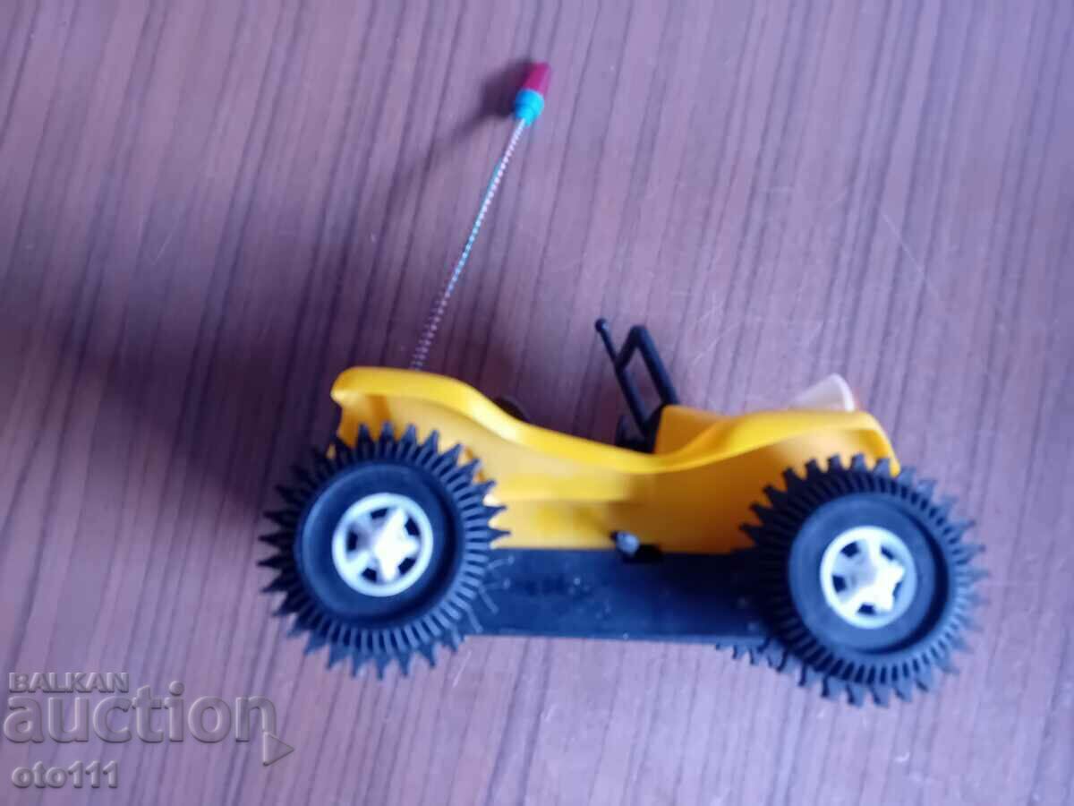 Auction OLD BATTERY OPERATED TOY Auction OLD BATTERY OPERATED TOY