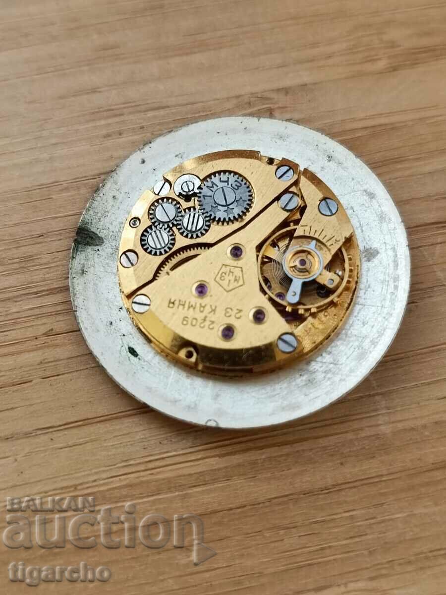 Delivery of Movement for Men's Watch Flight Delivery of Movement for Men's Watch Flight