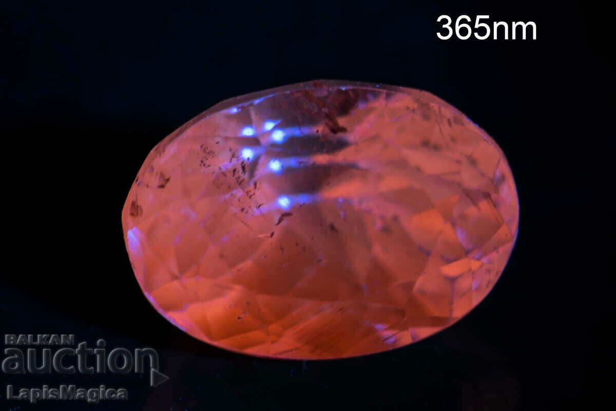 Auction Pink Kunzite 1.89ct Fluorescent Oval Cut Auction Pink Kunzite 1.89ct Fluorescent Oval Cut