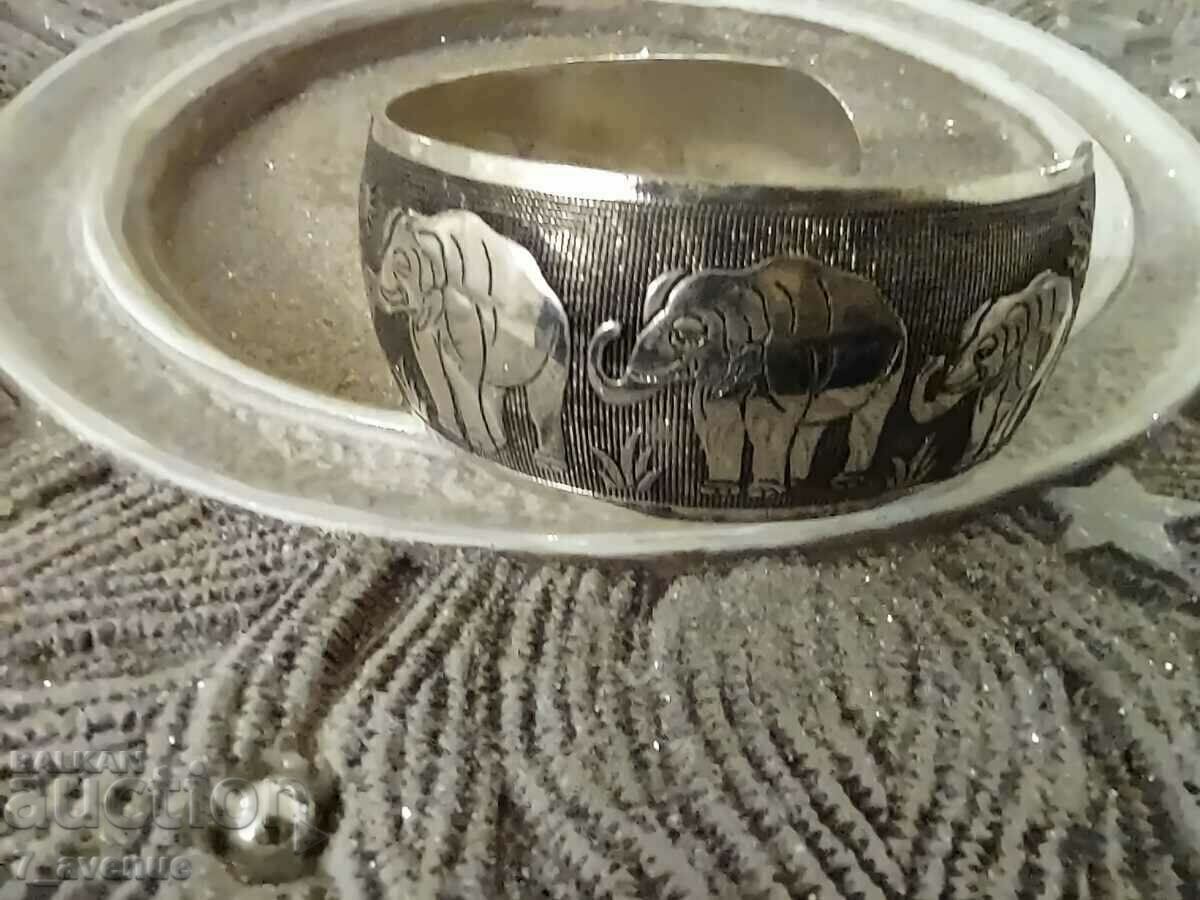 Licitație Bratara, latime 25 mm, elefant, elefanti 15.11.2023