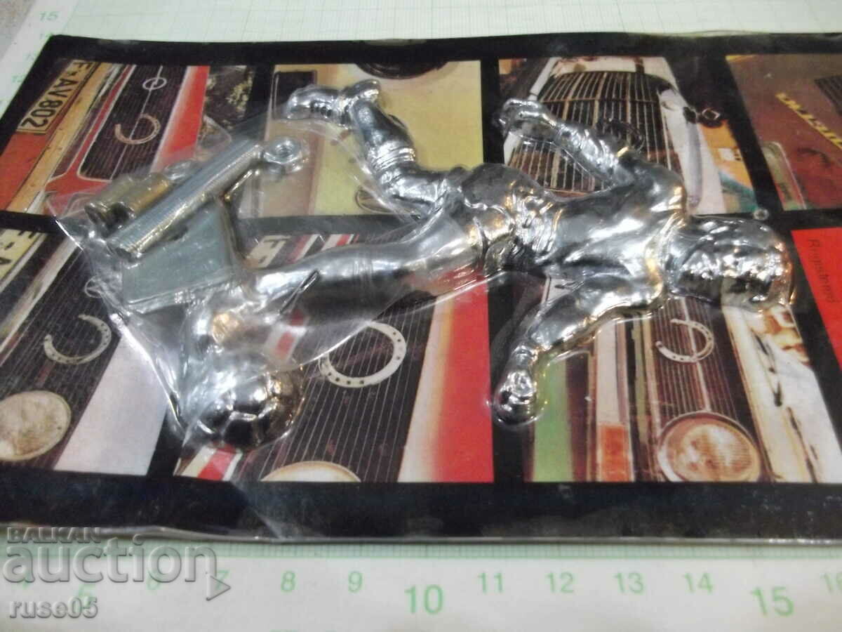 Licitație Accesoriu „TALISMAN ORIGINAL” pentru mașini noi