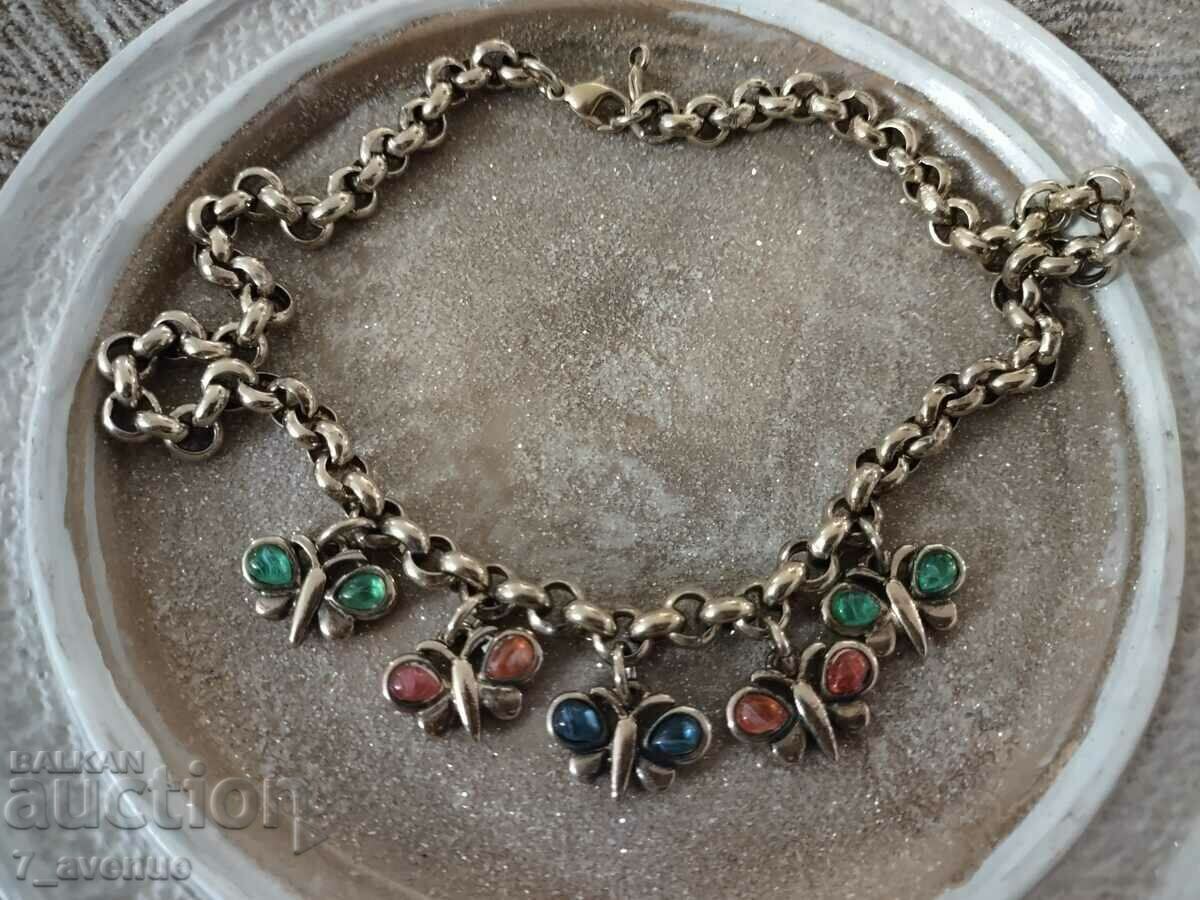 Παράδοση Παλιό βαρύ μασίφ κολιέ πεταλούδας 15/11/2023 Παράδοση Παλιό βαρύ μασίφ κολιέ πεταλούδας 15/11/2023