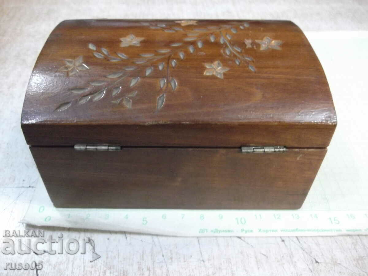 Delivery of Carved wooden box - 3 Delivery of Carved wooden box - 3