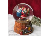 Musical Christmas Paperweight