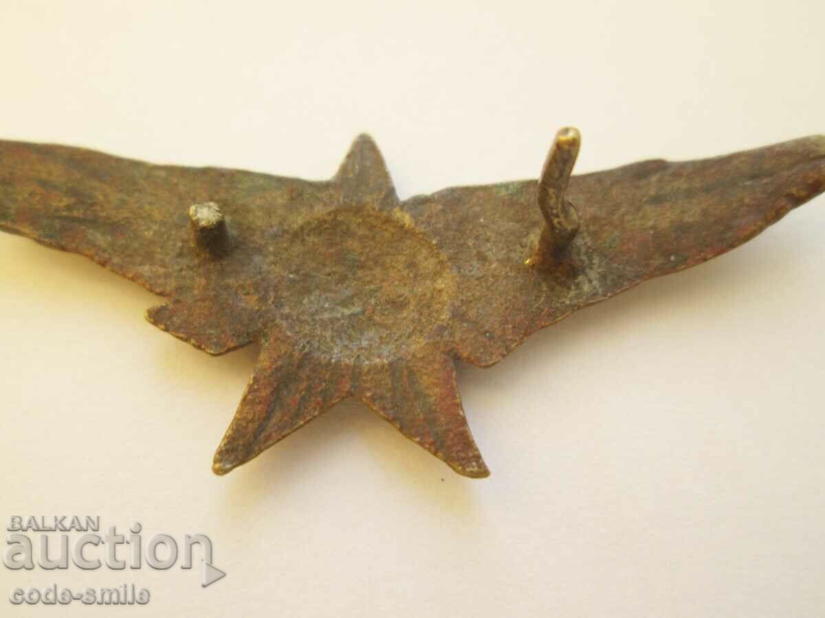 Auction Rare Old Airman Pilot Uniform Badge 1946 Auction Rare Old Airman Pilot Uniform Badge 1946