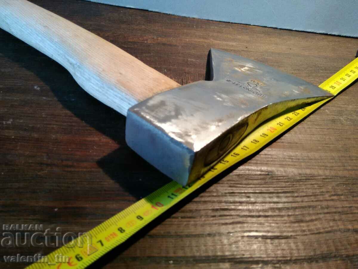 Ογκώδες παλιό γερμανικό τσεκούρι 1 με τιμή € 65.96 | 129.01 BGN Ογκώδες παλιό γερμανικό τσεκούρι 1 με τιμή € 65.96 | 129.01 BGN