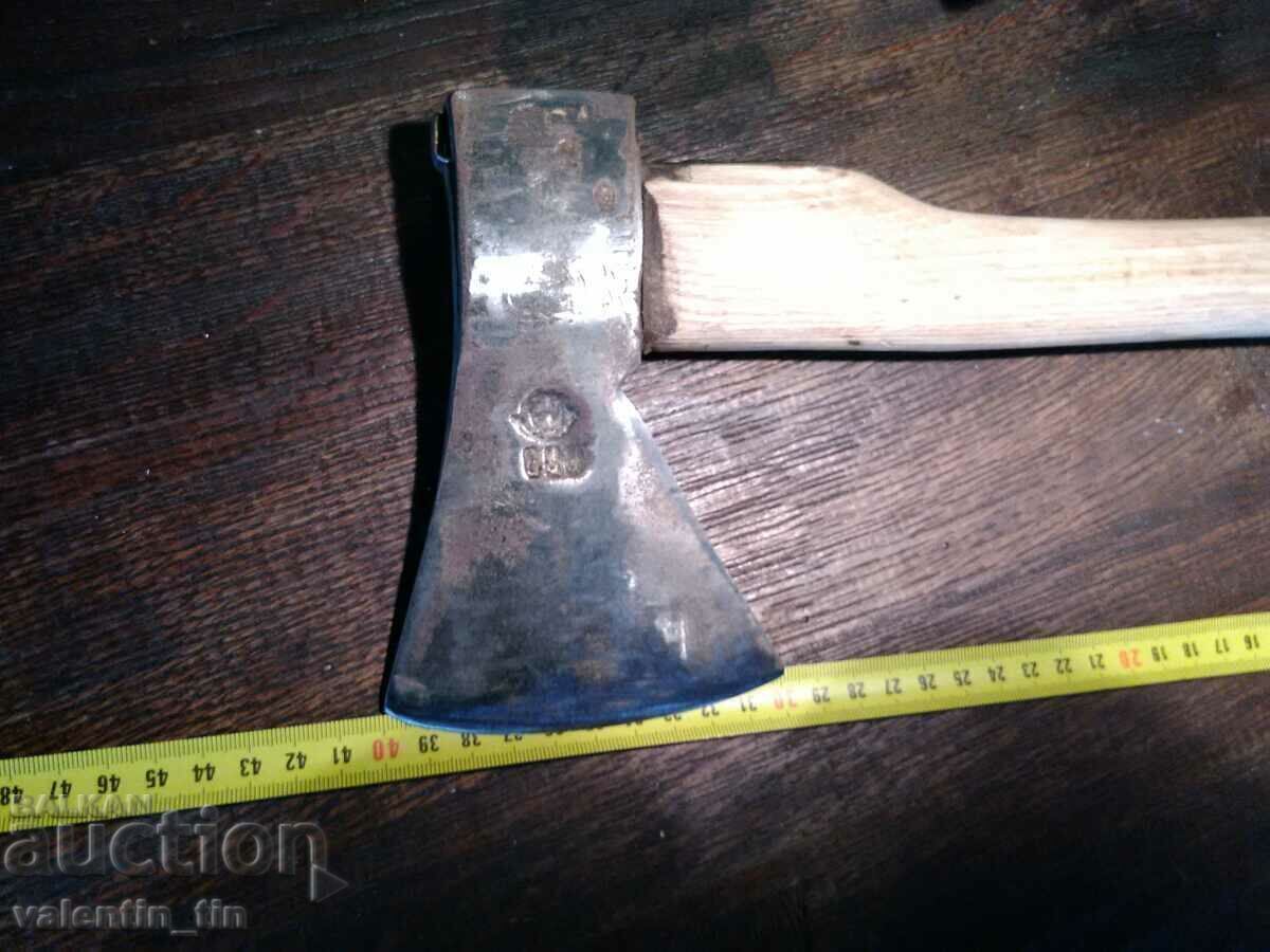 Стар германски топор 2 с цена 110.00 лв. | € 56.24 Стар германски топор 2 с цена 110.00 лв. | € 56.24