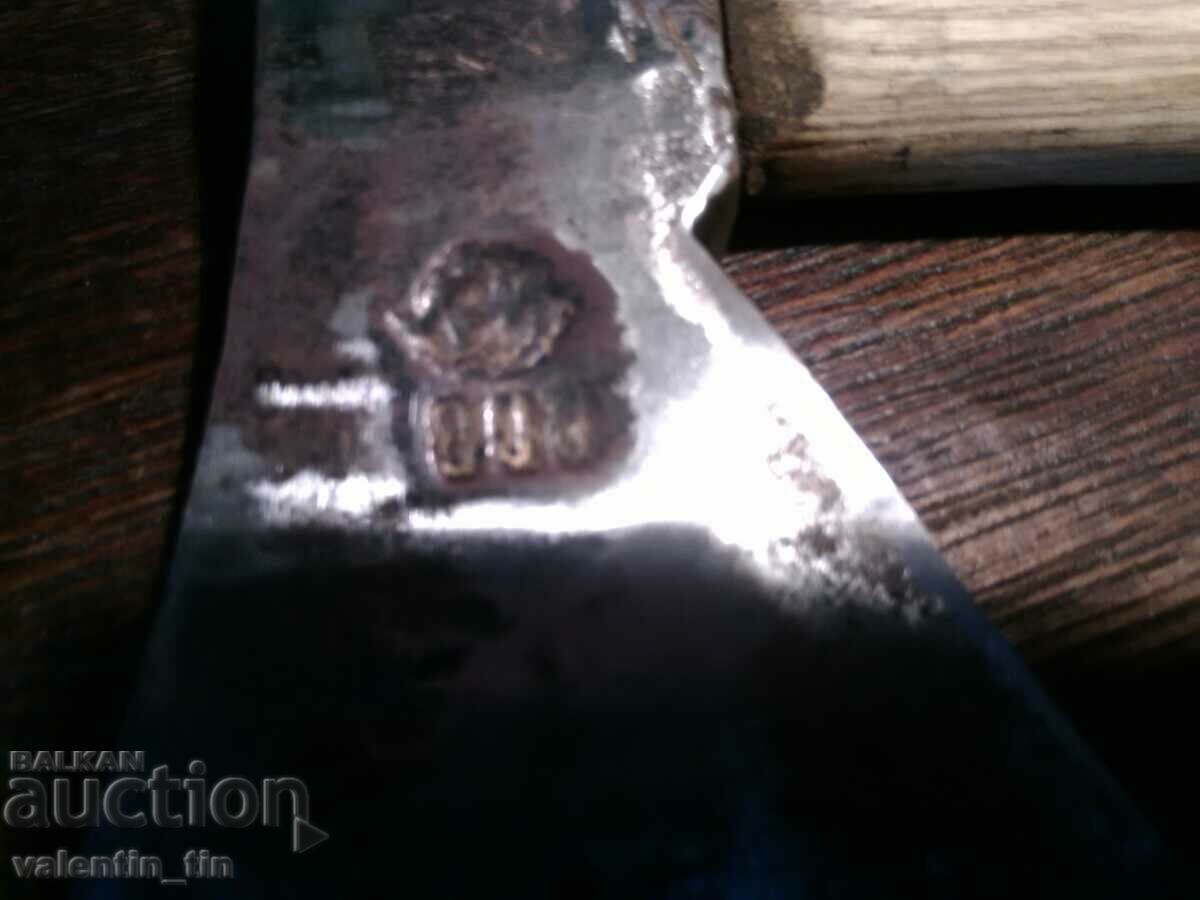 Доставка на Стар германски топор 2 Доставка на Стар германски топор 2