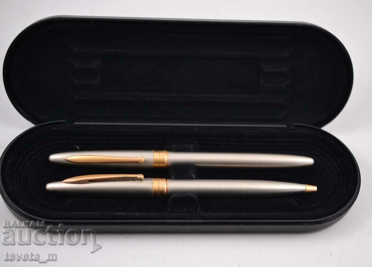 Pen and ball point set