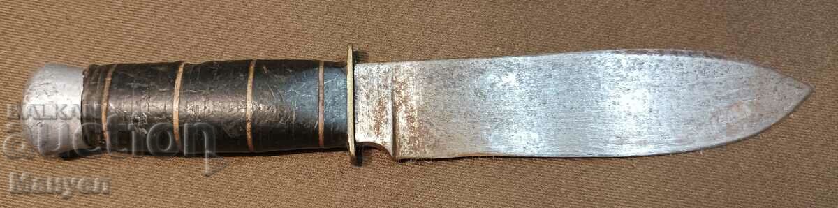 An old knife.