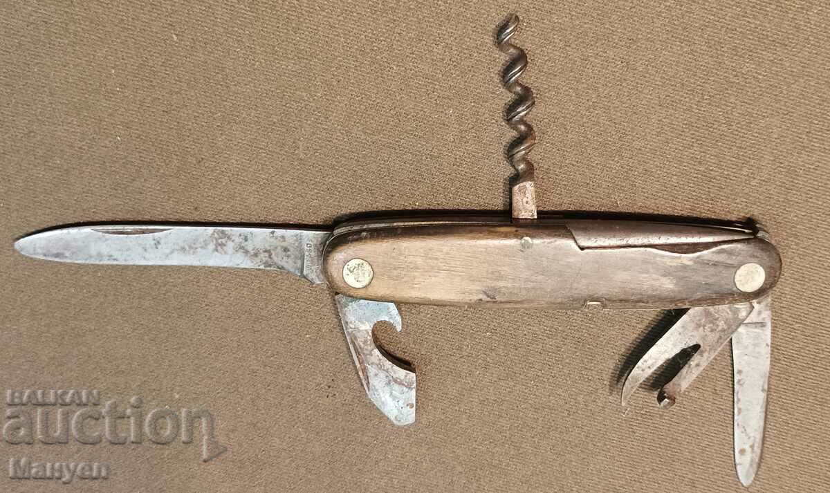 Delivery of An old knife. Delivery of An old knife.