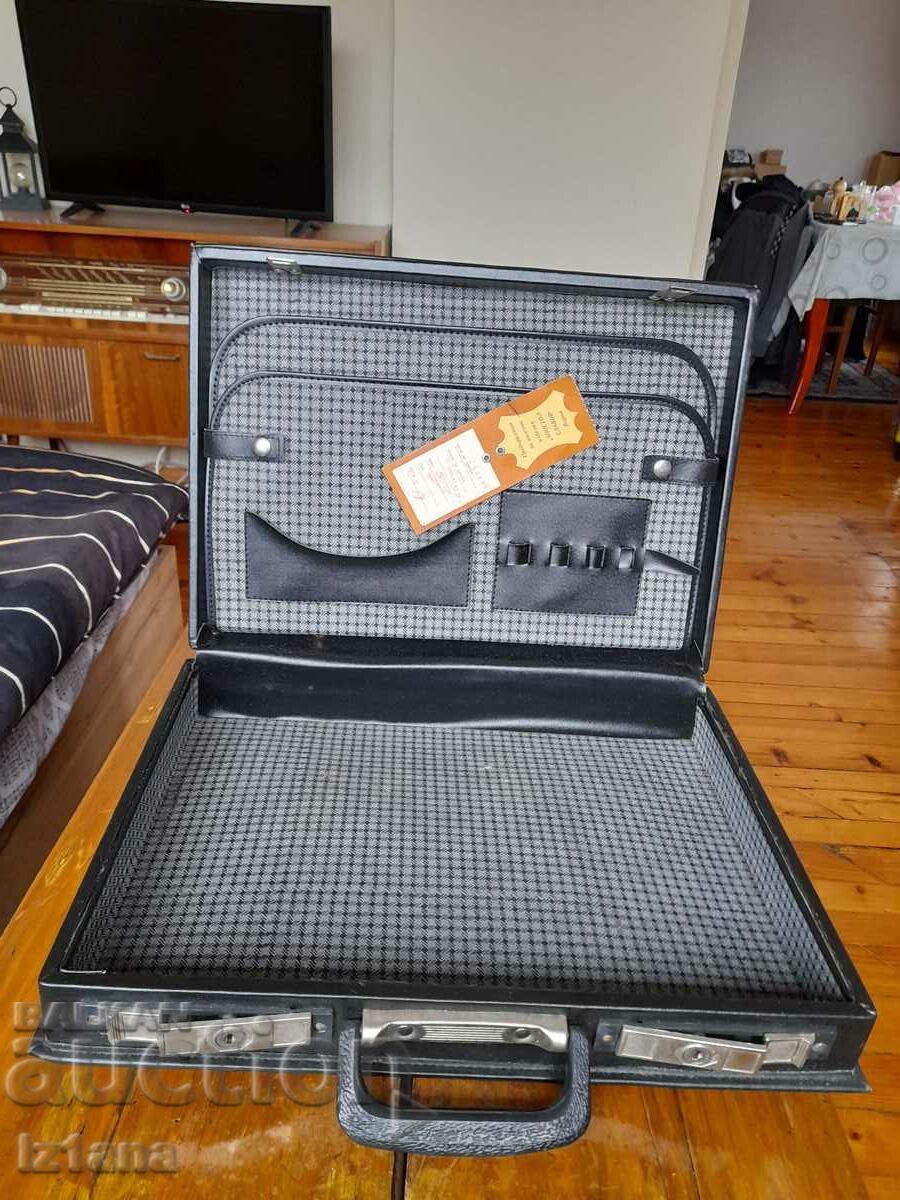 Auction Old Diplomatic briefcase, suitcase Auction Old Diplomatic briefcase, suitcase