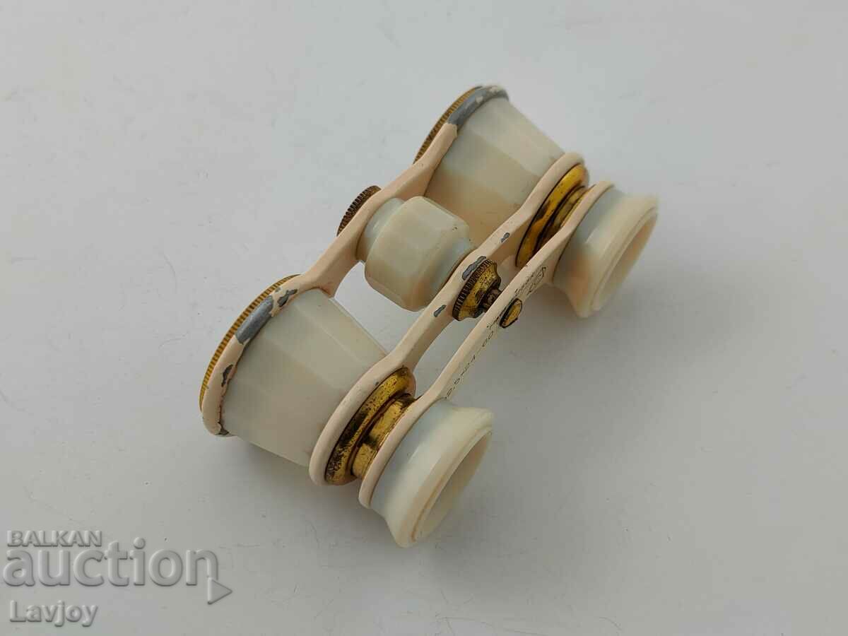 Auction  Theater Small Binoculars ***