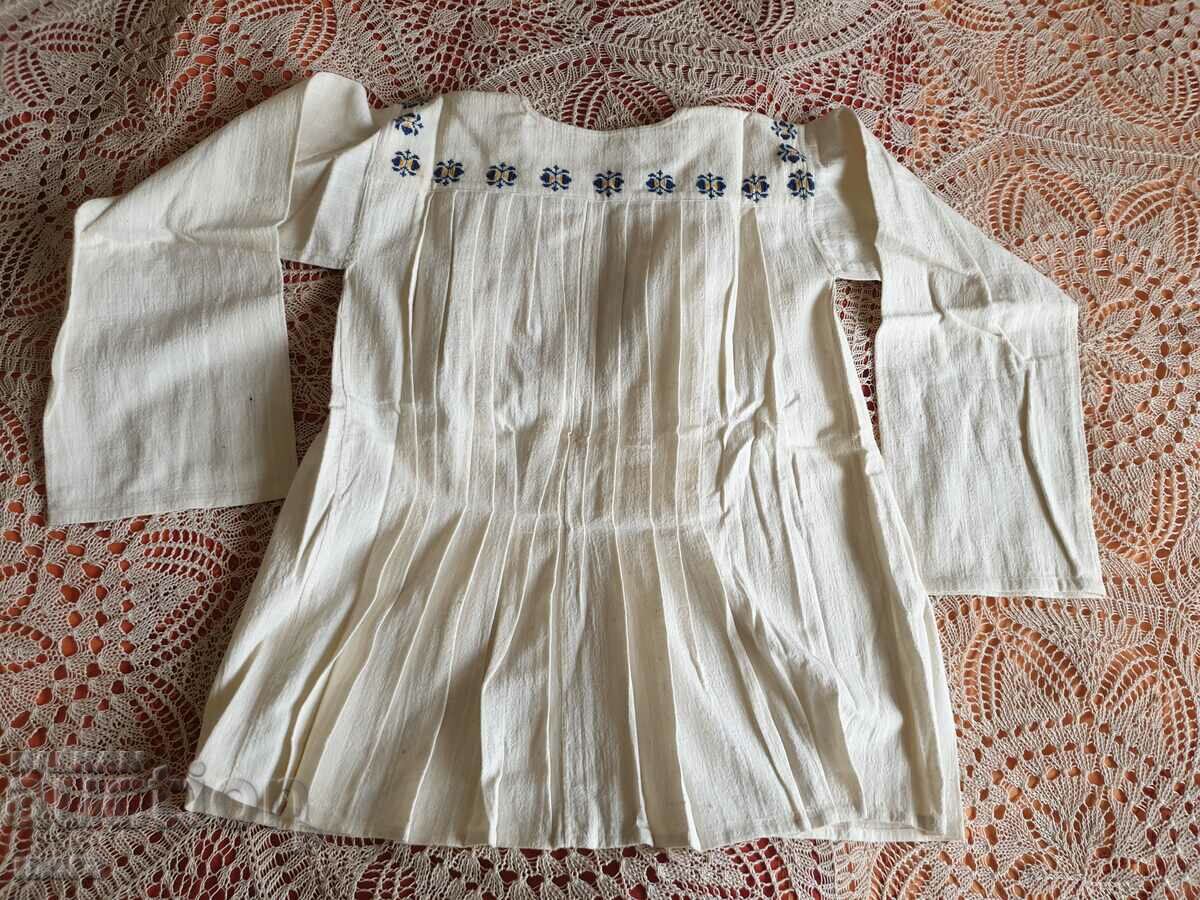 Delivery of Authentic short shirt 2 from folk costume Delivery of Authentic short shirt 2 from folk costume