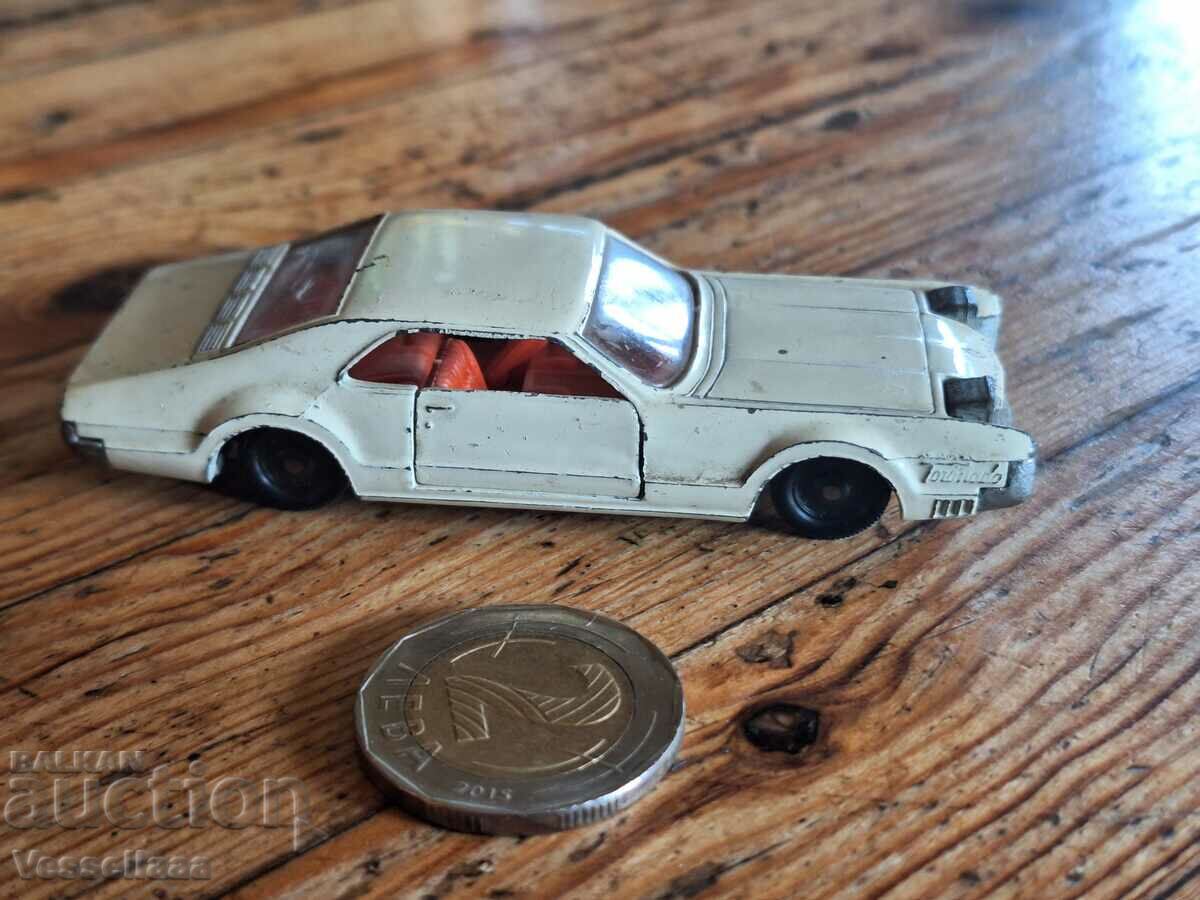 Model -Siku Germany -Oldsmobile-Toronado