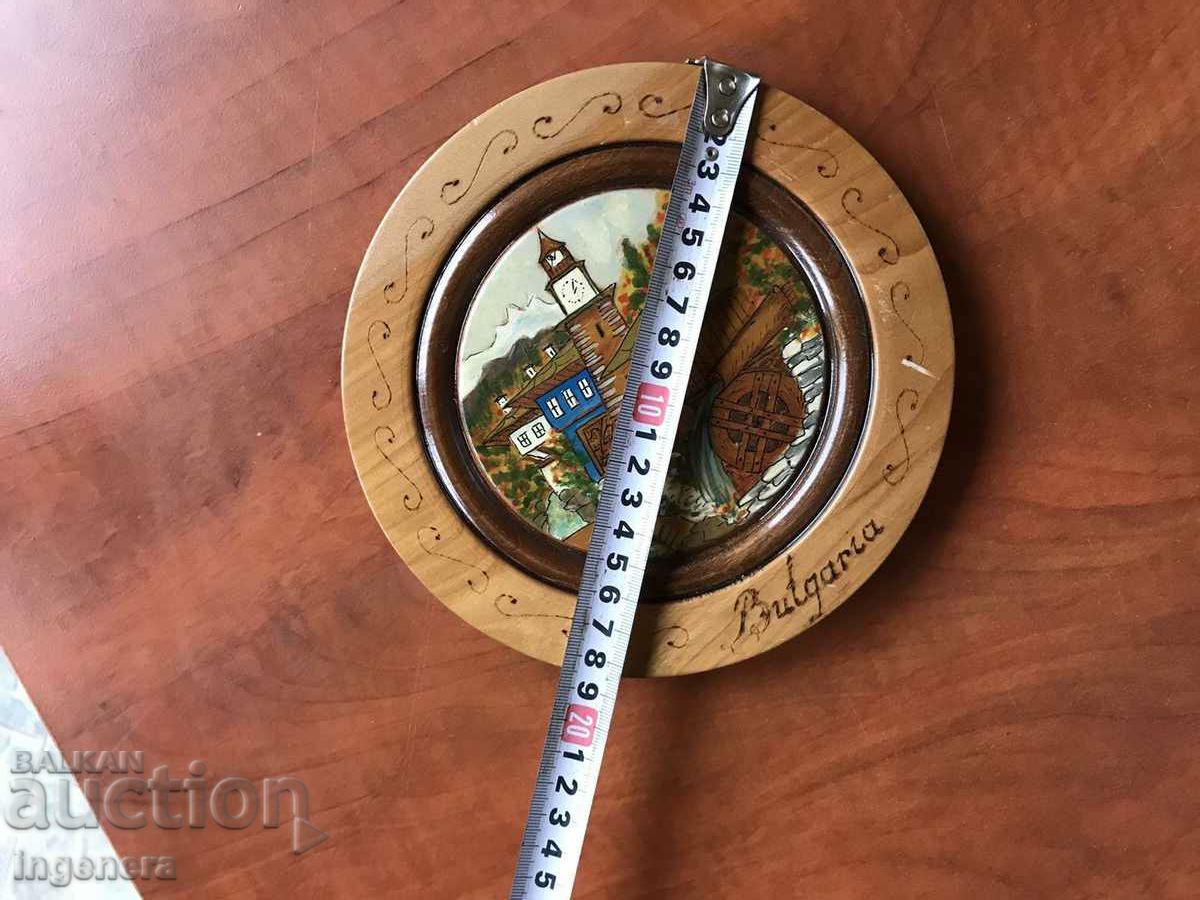 Delivery of PANEL WOOD CARVING RELIEF PYROGRAPH DRAWING PLATE Delivery of PANEL WOOD CARVING RELIEF PYROGRAPH DRAWING PLATE