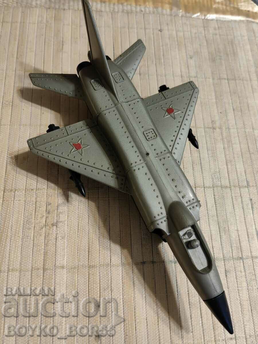 Jucărie de avion militar rusă SU
