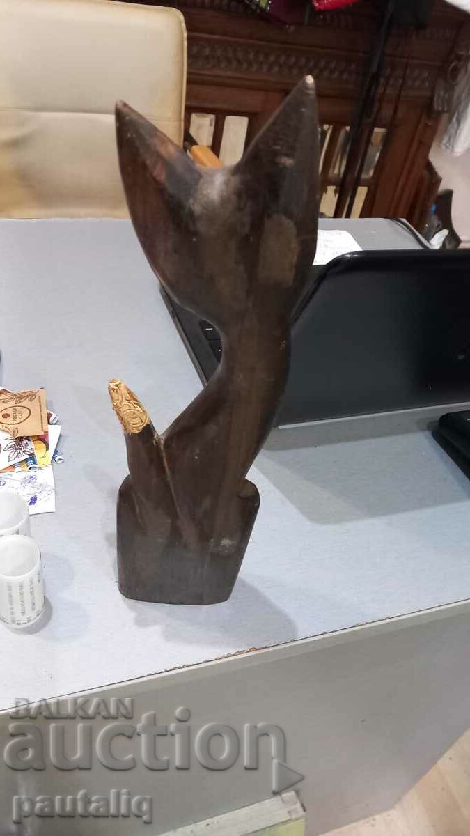 Auction SOUVENIR CAT TREE Auction SOUVENIR CAT TREE