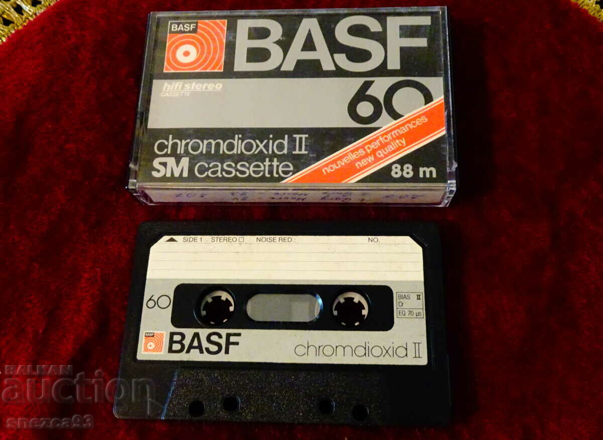 Ηχητική κασέτα BASF με τον Gary Moore.