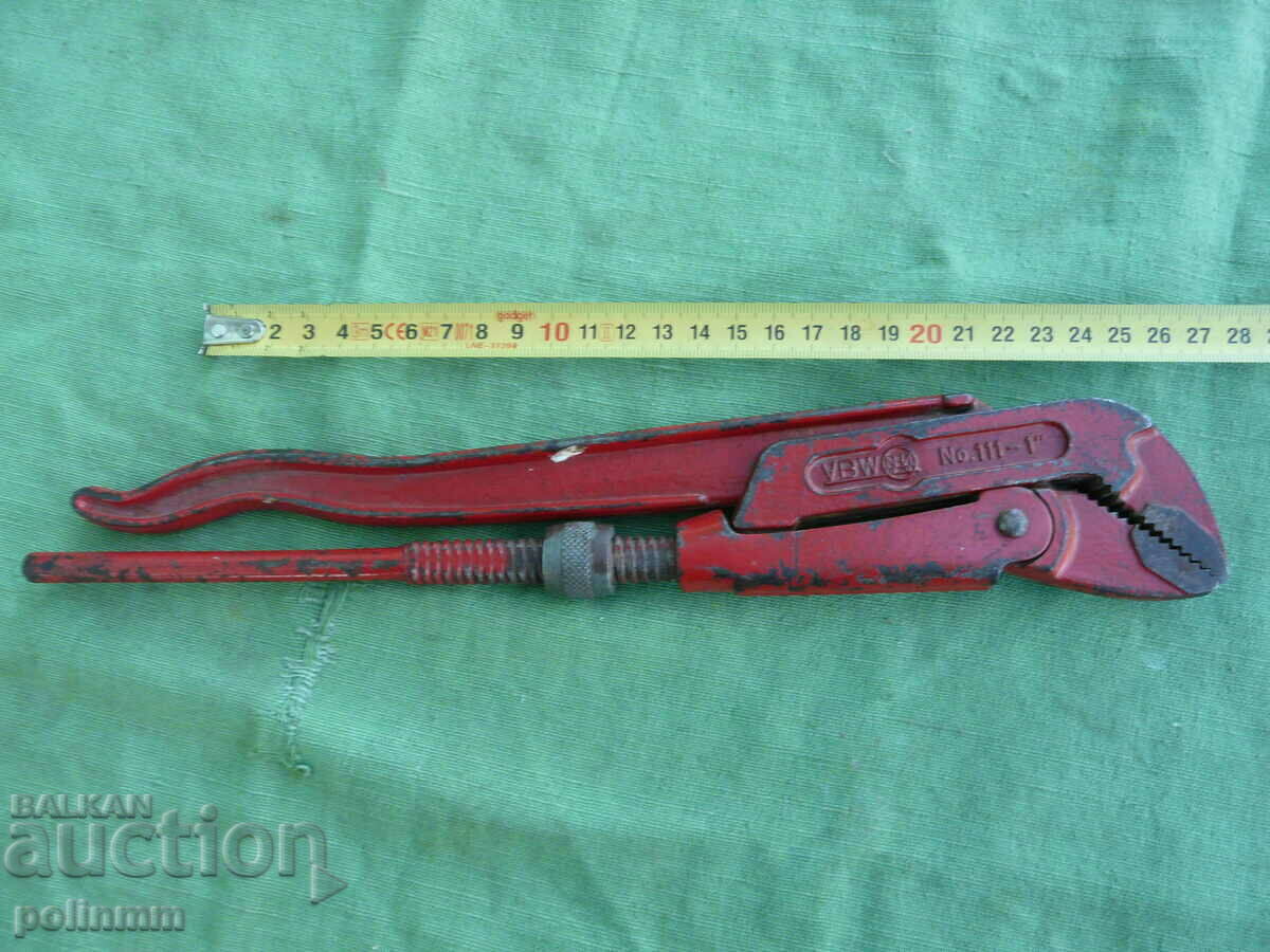 Παλιό γερμανικό κλειδί σωλήνα - 2 με τιμή 50.00 BGN | € 25.56 Παλιό γερμανικό κλειδί σωλήνα - 2 με τιμή 50.00 BGN | € 25.56