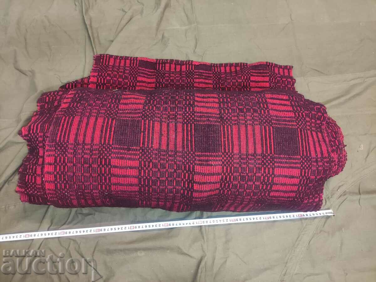 Cale nouă, covor cu preț 110.00 BGN | € 56.24 Cale nouă, covor cu preț 110.00 BGN | € 56.24