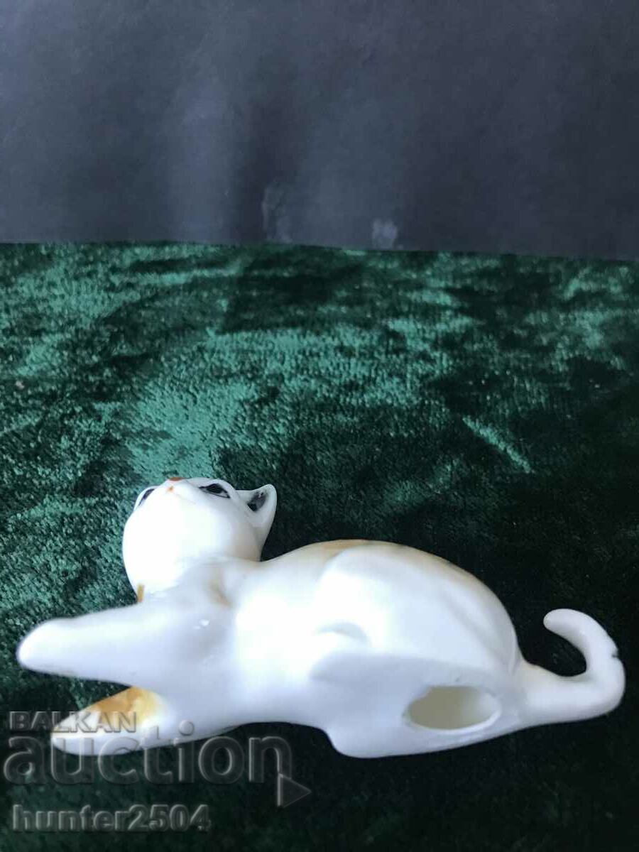 Δημοπρασία Γατάκι-7 cm Δημοπρασία Γατάκι-7 cm