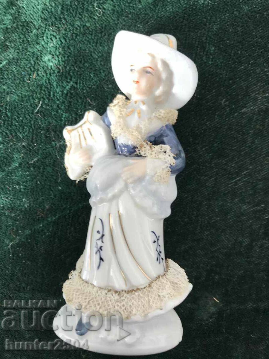 Κυρία με άρπα - 12 cm με τιμή € 10.95 | 21.42 BGN
