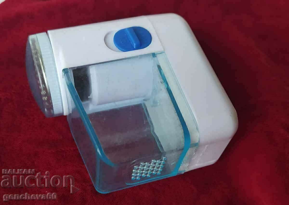 Lint remover - 5 Lint remover - 5