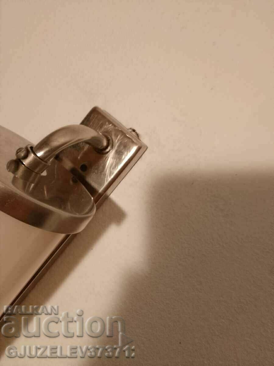 Delivery of sconce, Art Deco style lamp can also be mounted on a desk Delivery of sconce, Art Deco style lamp can also be mounted on a desk