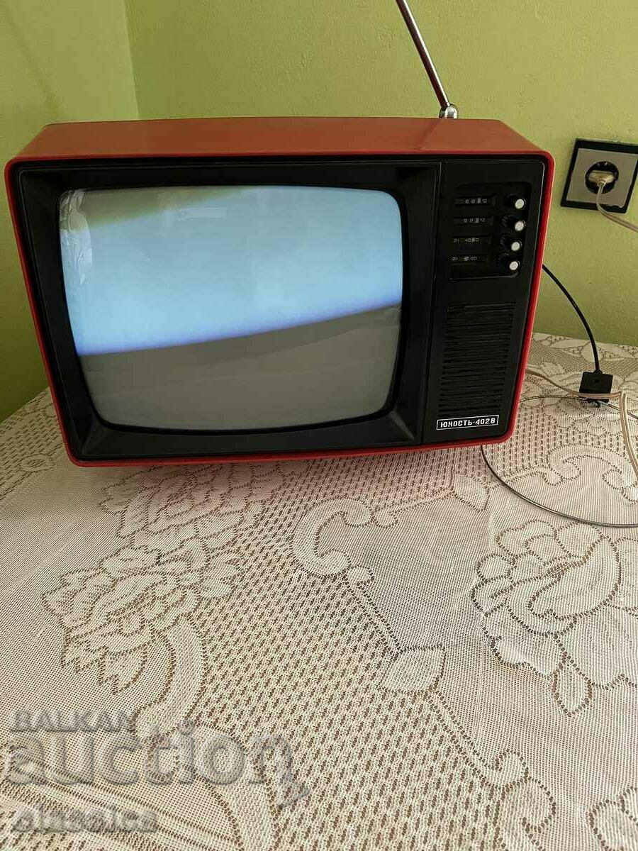 TV Yunost-402B Funcționează