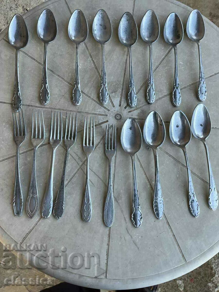 Aluminum forks and spoons