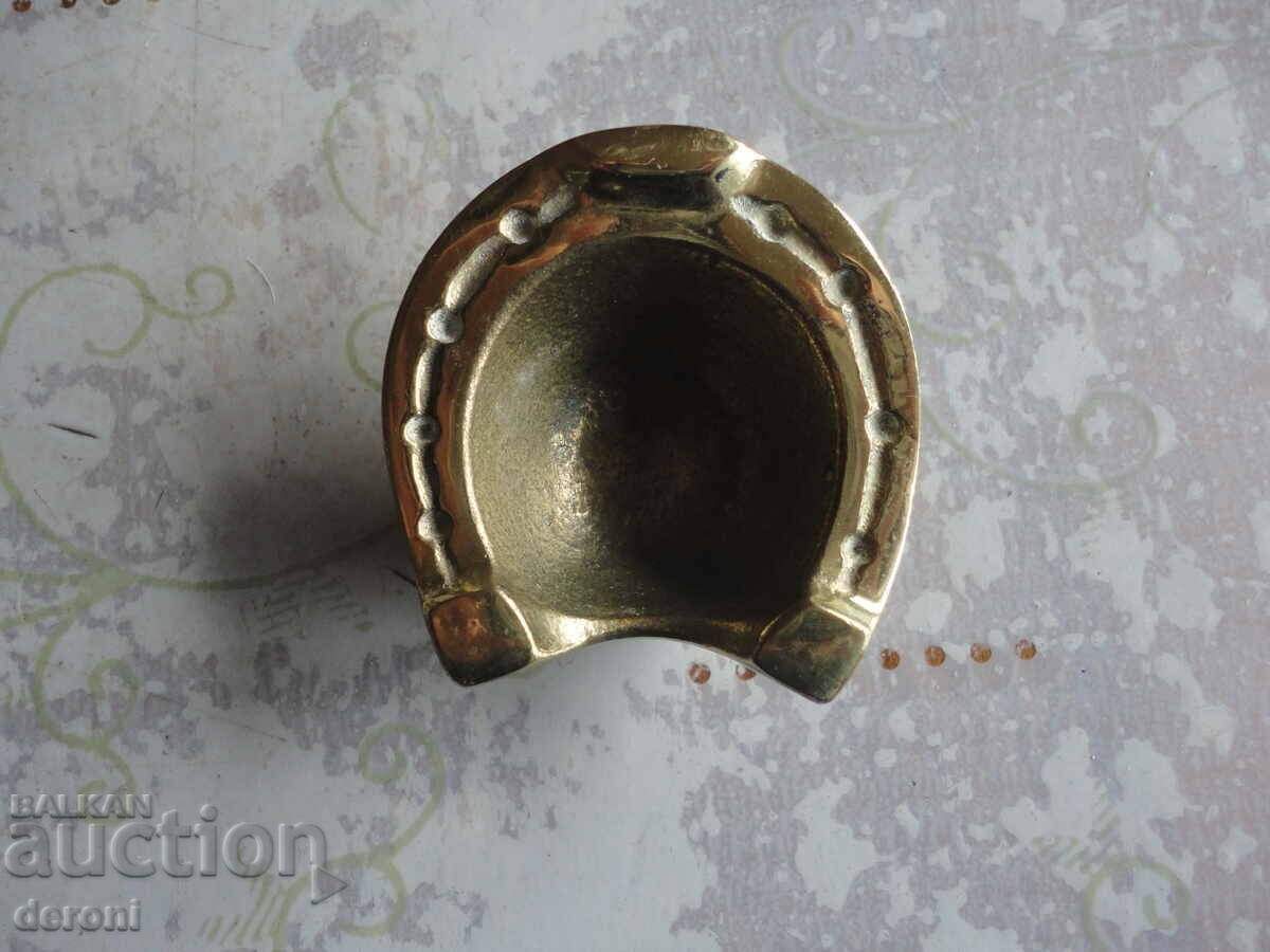 Bronze figure plastic horseshoe - 6