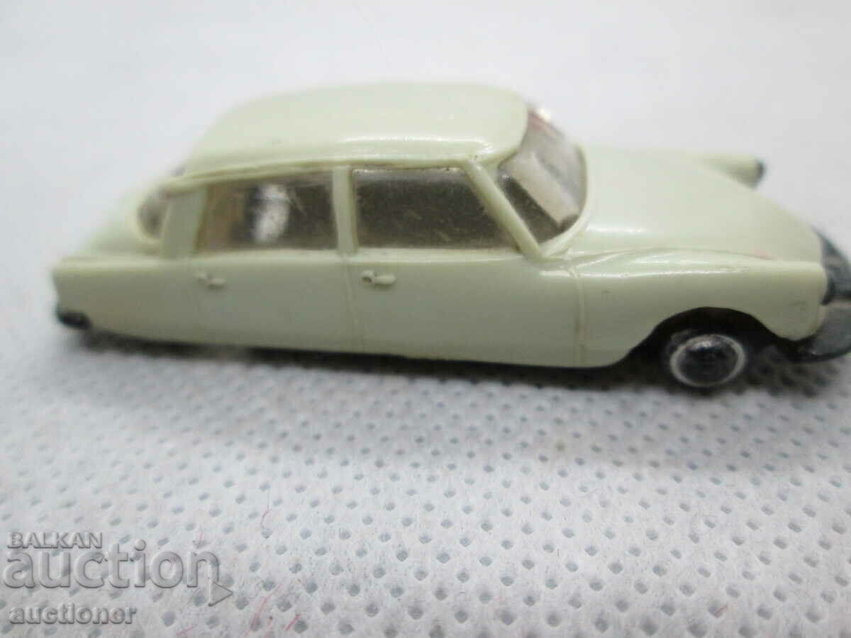Auction OLD TOY SITROEN DS19 MICRO MINIATURE NOREV-ORIGINAL Auction OLD TOY SITROEN DS19 MICRO MINIATURE NOREV-ORIGINAL
