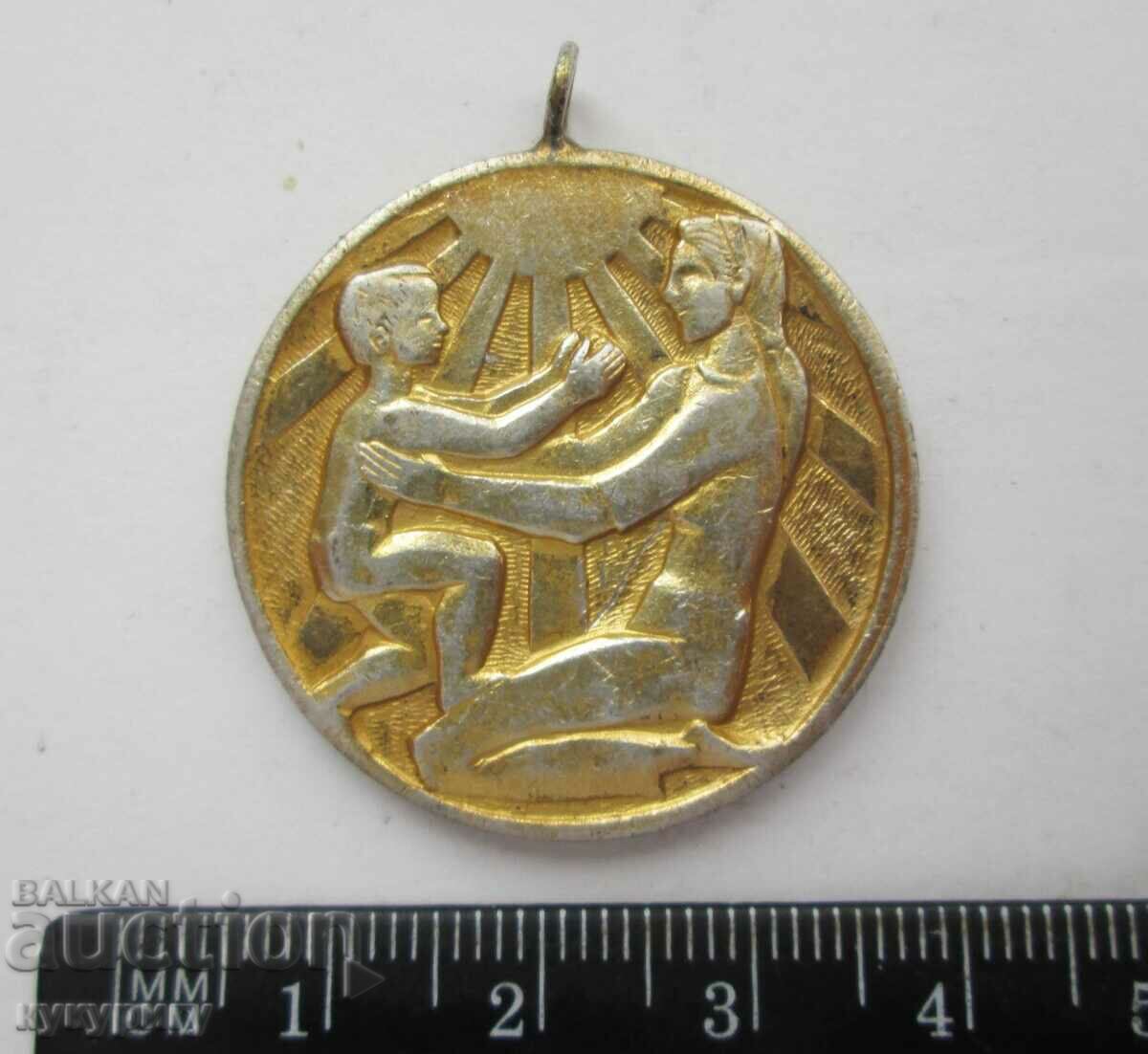 Auction  Star Sots medal for newborn child baby Mother and Child