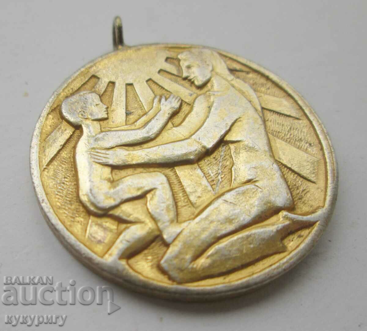 Delivery of Star Sots medal for newborn child baby Mother and Child