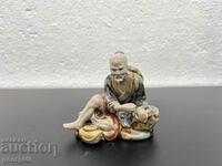 Figura din ceramică chinezească a unui pescar. #4775
