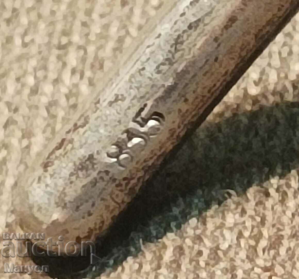 Auction A very stylish silver ladies watch. Auction A very stylish silver ladies watch.