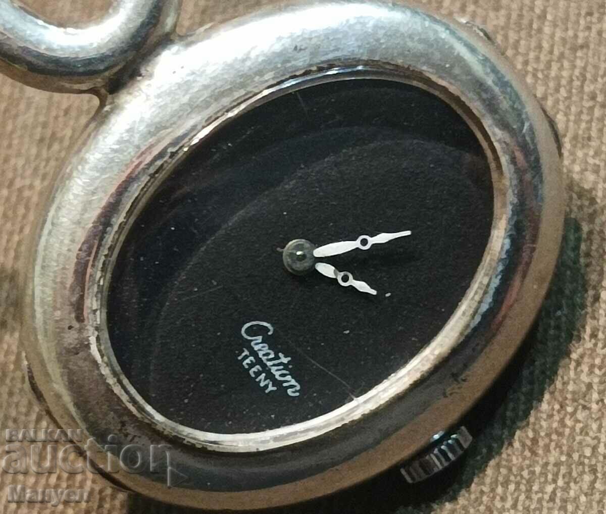 A very stylish silver ladies watch. - 6 A very stylish silver ladies watch. - 6