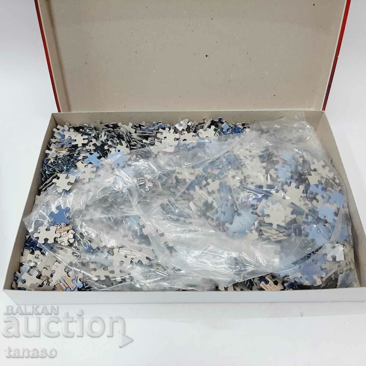 Licitație Puzzle Neuschwanstein 2000 de piese (16.1) Licitație Puzzle Neuschwanstein 2000 de piese (16.1)