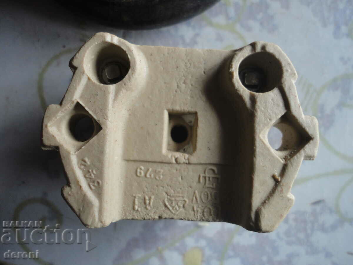 German army bakelite socket - 7 German army bakelite socket - 7