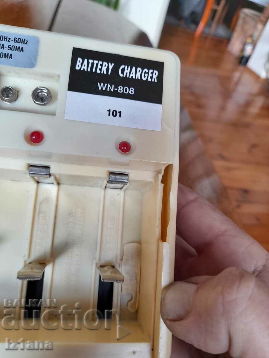 Old battery charger WN-808 - 5 Old battery charger WN-808 - 5