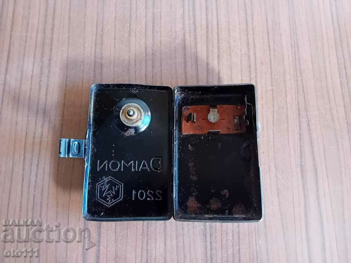 Delivery of OLD FLASHLIGHT, SPOTLIGHT - DAIMON - WW2 Delivery of OLD FLASHLIGHT, SPOTLIGHT - DAIMON - WW2