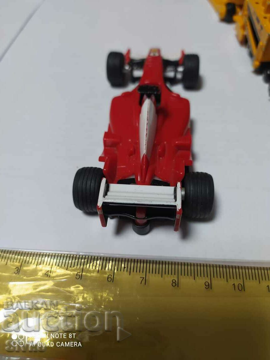 Количка, болид Ferrari F2005