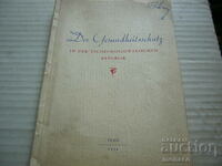 Old book - Vacation work in Czechoslovakia /in German/